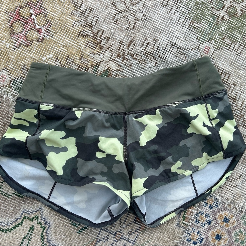 Lululemon speed up